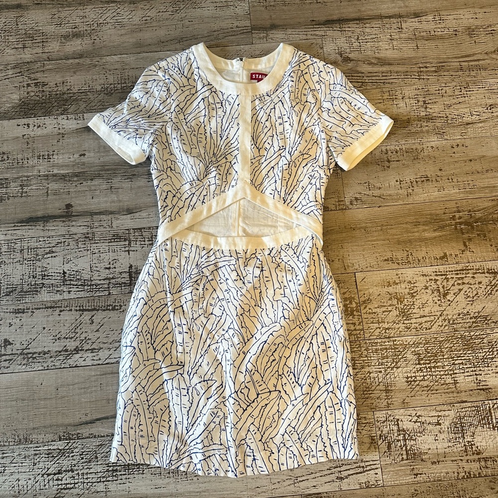 STAUD Size 2 cream & white dress with cutout detail